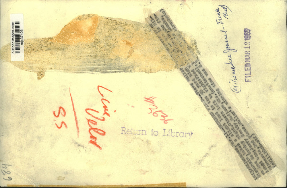 1965 Press Photo Runners leap hurdles in Milwaukee Journal Track Meet