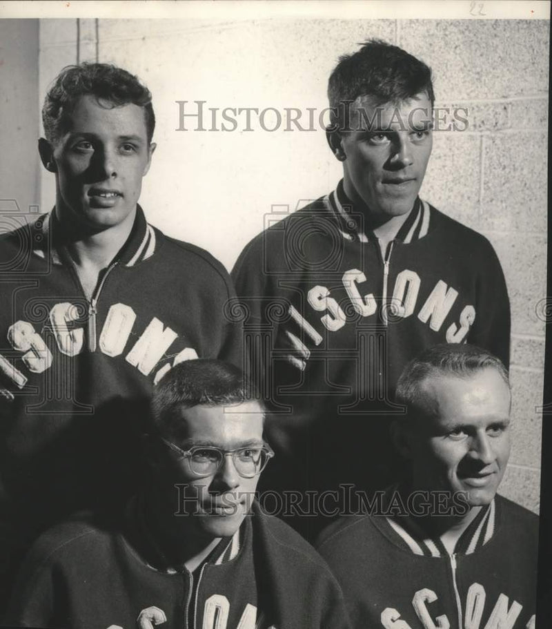Load image into Gallery viewer, 1953 Press Photo Wisconsin one mile relay team - mjc37717
