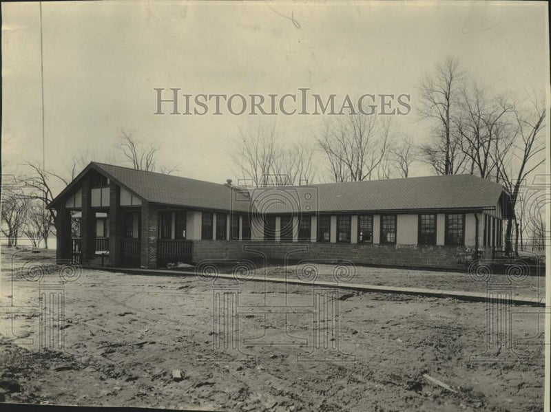 Load image into Gallery viewer, 1923 Press Photo Wisconsin State Memorial Hospital (Mendota), WI - mjc39952
