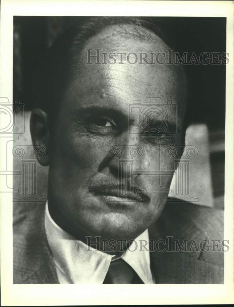 1979 Press Photo Robert Duvall actor, stars as auto president in &quot;The Betsy.&quot;- Historic Images