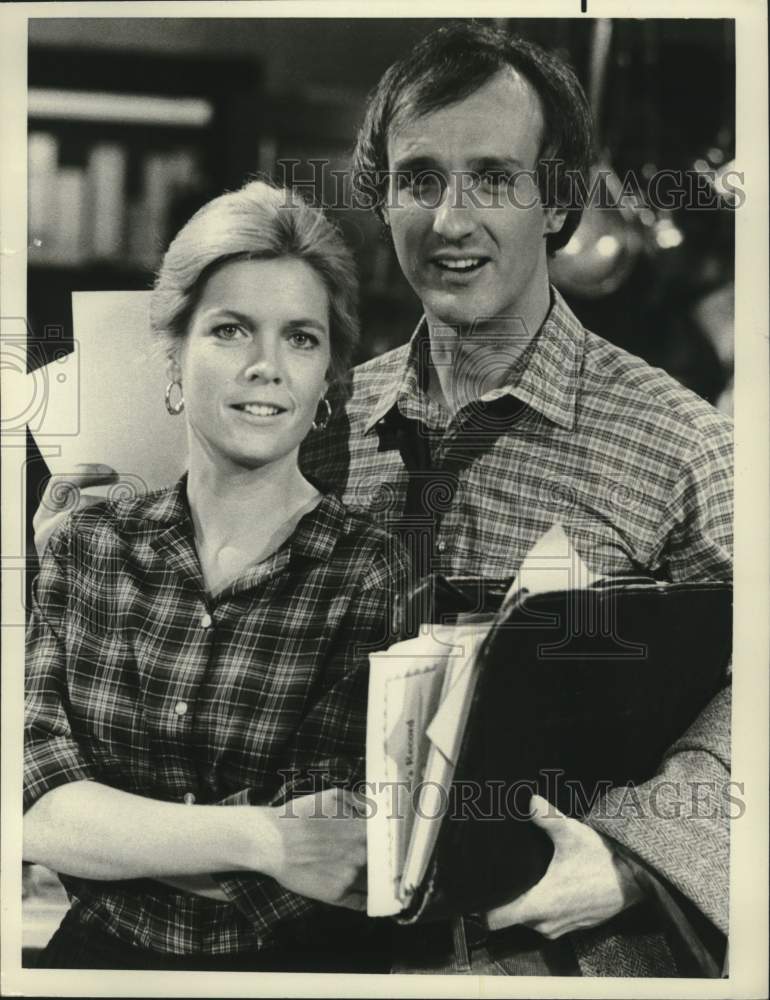 1982 Press Photo Meredith Baxter Birney, Michael Gross star, &#39;Family Ties,&#39; NBC.- Historic Images