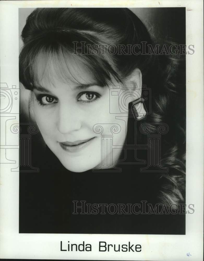 1991 Press Photo Linda Bruske, Soprano, Milwaukee Opera Company - mjc40833- Historic Images