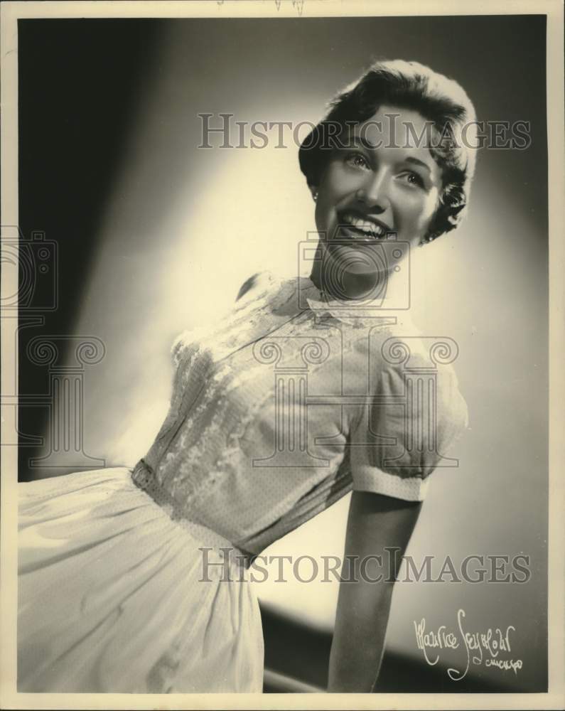 1954 Press Photo Portrait of singer Barbara Becker - mjc40907- Historic Images