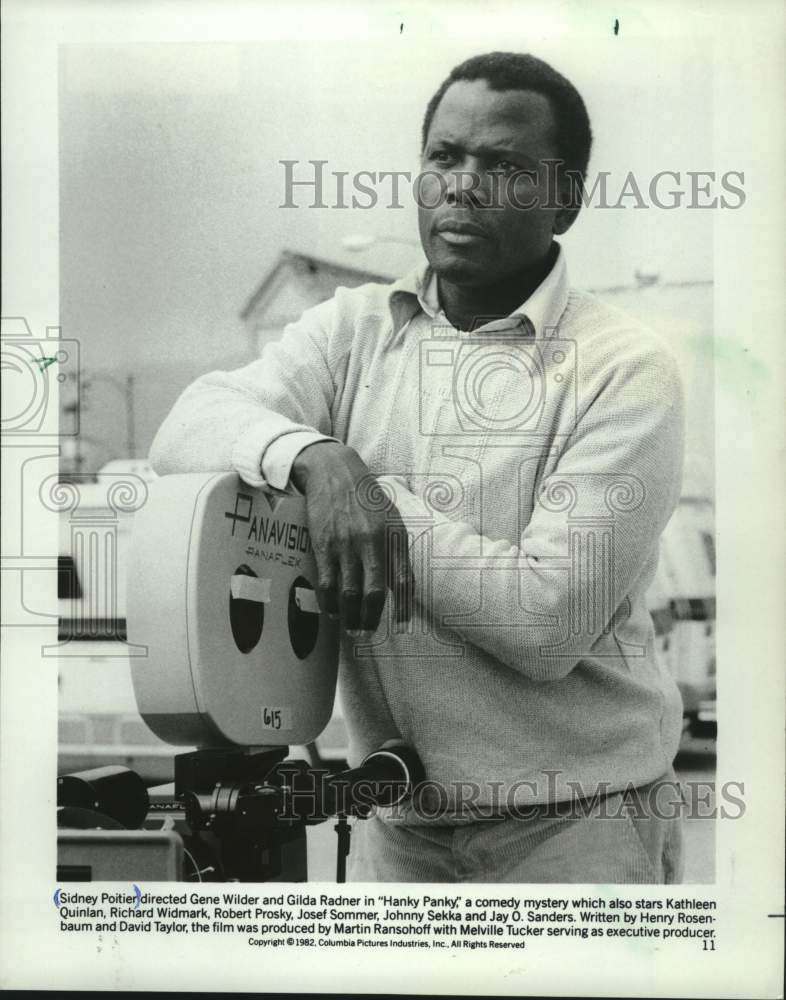 1982 Press Photo Director Sidney Poiter on the set of his film, &quot;Hanky Panky&quot;- Historic Images