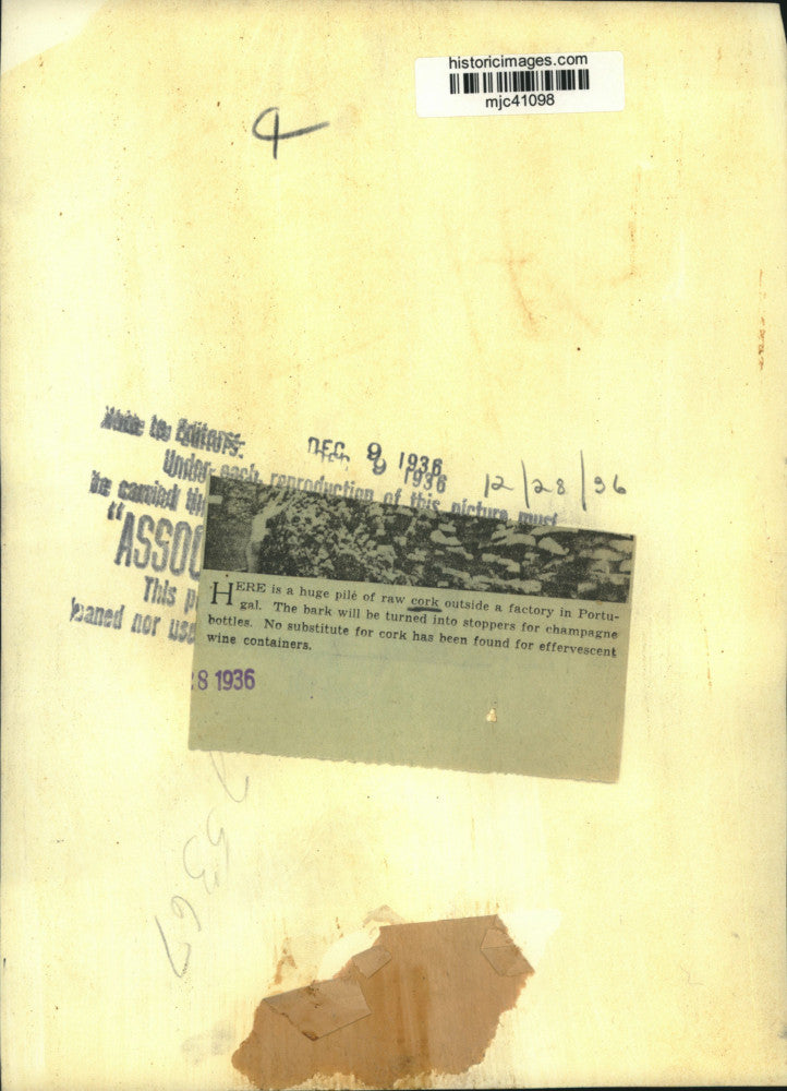 1936 Press Photo Huge pile of raw cork outside a factory in Portugal - mjc41098