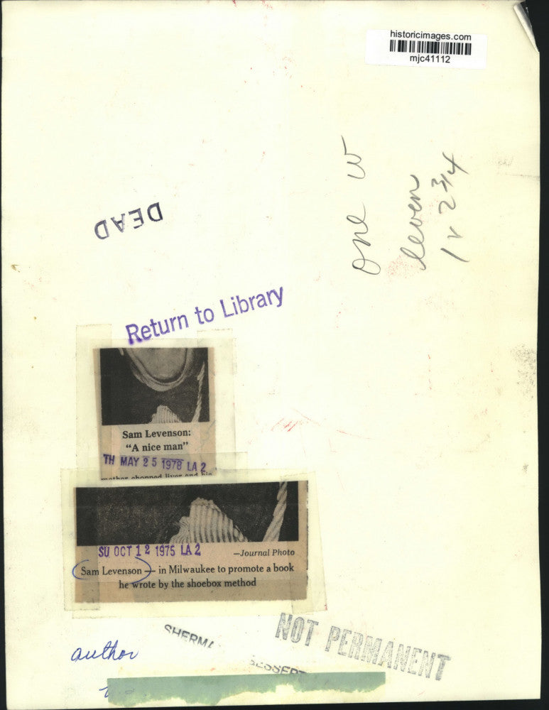 1975 Press Photo Author Sam Levenson in Milwaukee to promote his book