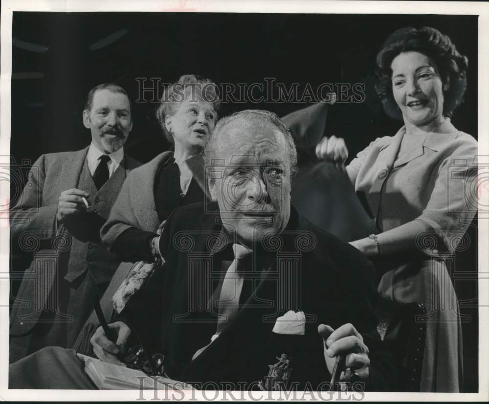 1963 Press Photo Staats Codsworth, Other Actors,  in &quot;The Elder Statesman&quot;- Historic Images