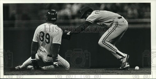 1990 Press Photo Baseballs Milwaukee Brewers Dave Parker Safe at Second Base- Historic Images