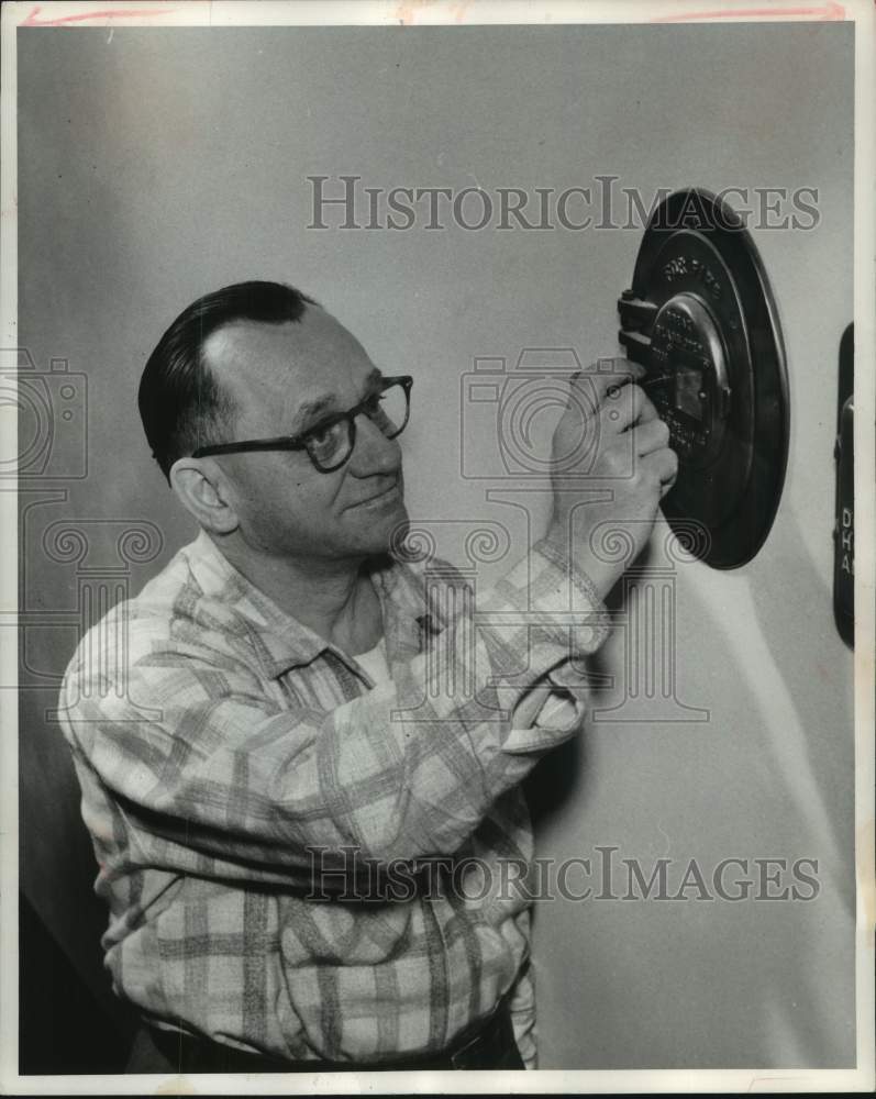 1956 Press Photo George Ewert, Milwaukee Journal Watchman - mje00176- Historic Images