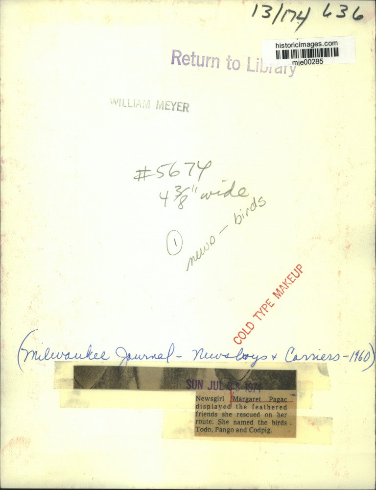 1974 Press Photo Milwaukee Journal Newsgirl Margaret Pagac - mje00285