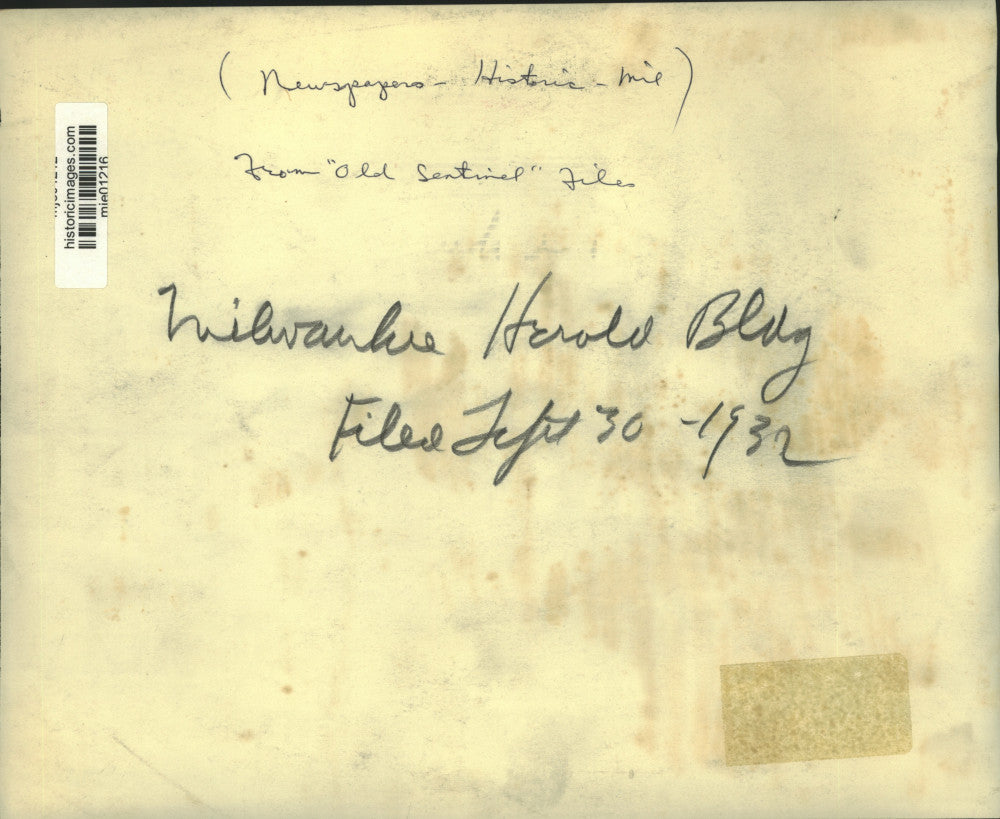 1932 Press Photo Milwaukee Herold Building - mje01216