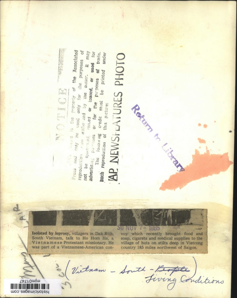 1965 Press Photo Villagers with leprosy, isolated in Dak Rtih, South Vietnam