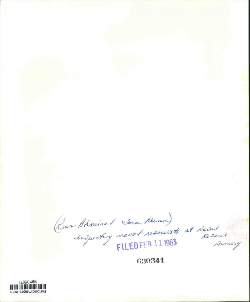 1963 Press Photo Rear Admiral Ira Nunn with reservists at Naval Reserve Armory