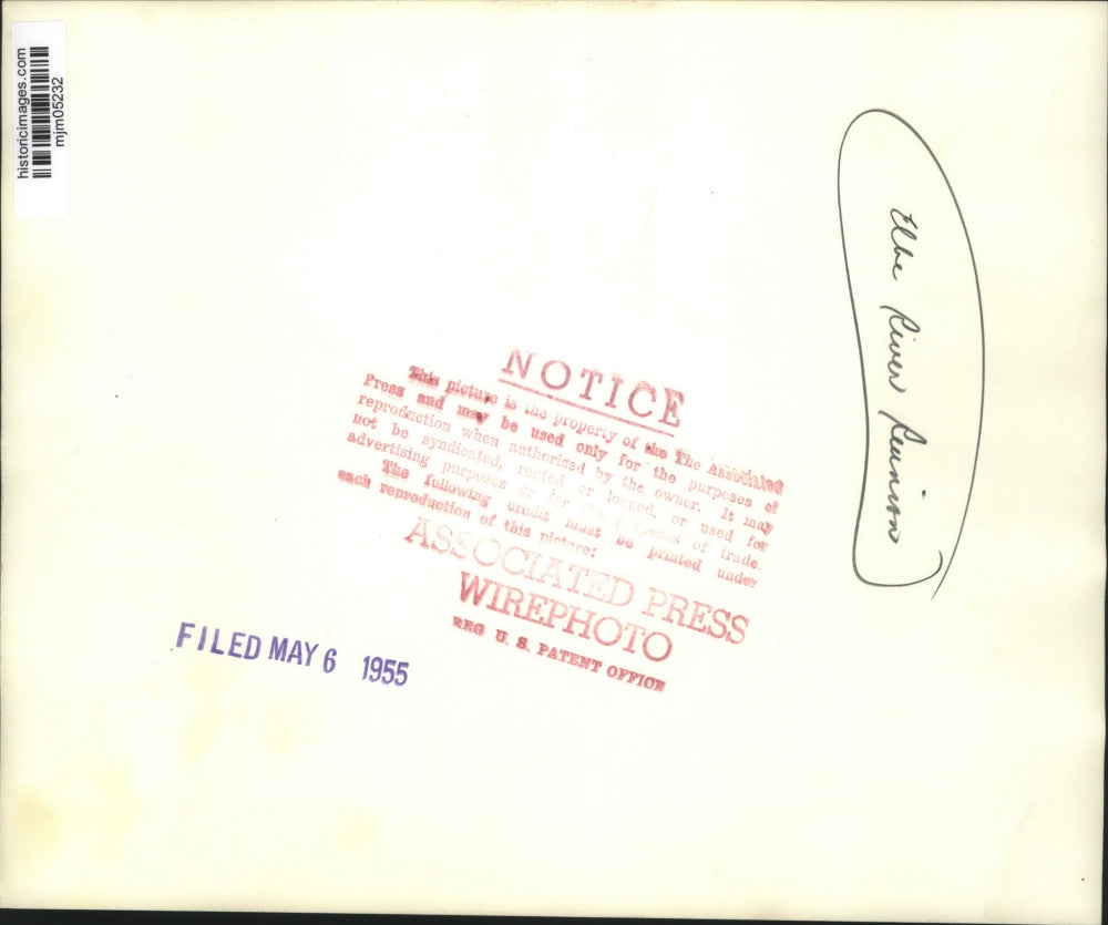 1955 Press Photo Former American Soldiers with Russian Visas - mjm05232