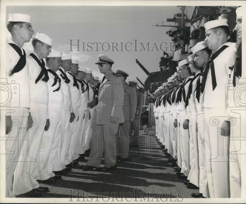 Load image into Gallery viewer, 1951 Press Photo I. T. Duke, conducting a personnel inspection, USS Missouri
