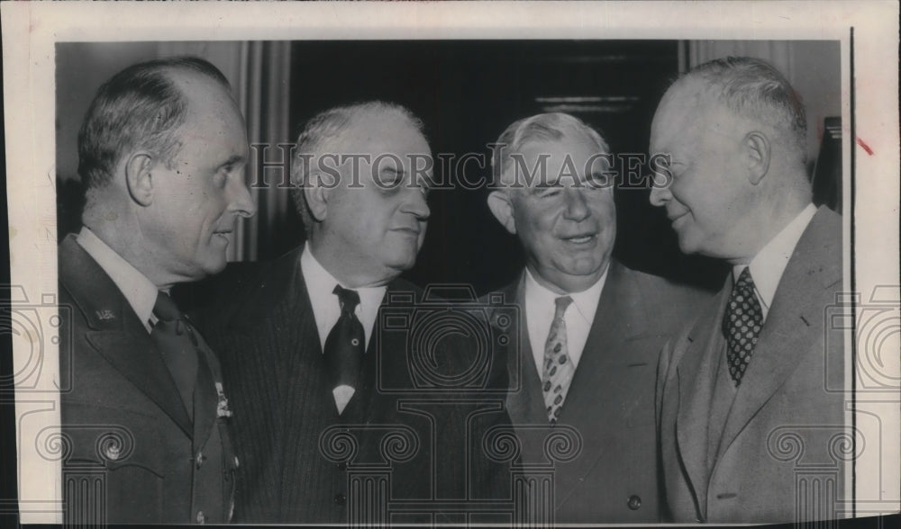 1951 Press Photo General Dwight Eisenhower With Senators Wherry and McFarland
