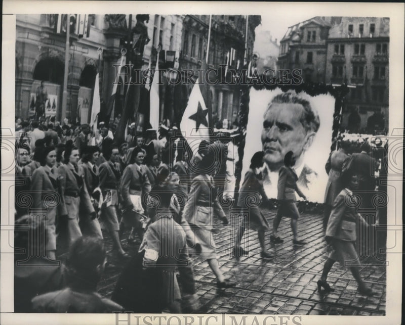 Load image into Gallery viewer, 1948 Press Photo Sokol Slet Festival Marchers in Prague, Czechoslovakia
