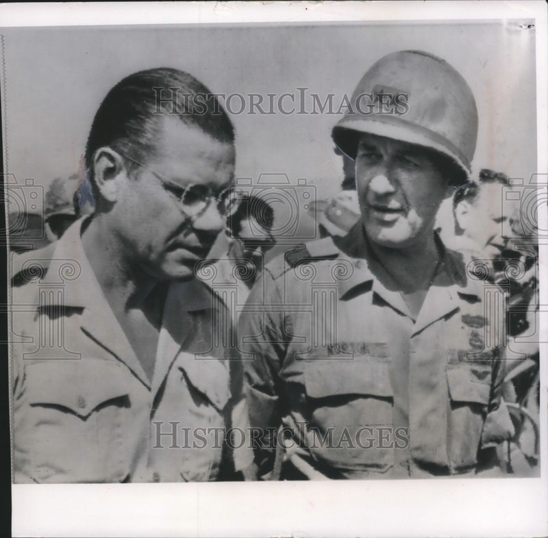 Load image into Gallery viewer, 1966 Press Photo Secretary McNamara and John Norton during visit to Phu Cat
