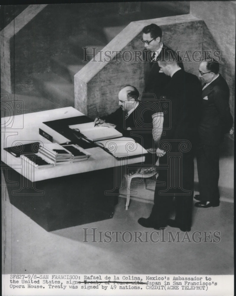 Load image into Gallery viewer, 1951 Press Photo Mexico Ambassador to US signs Treaty of Peace, San Francisco
