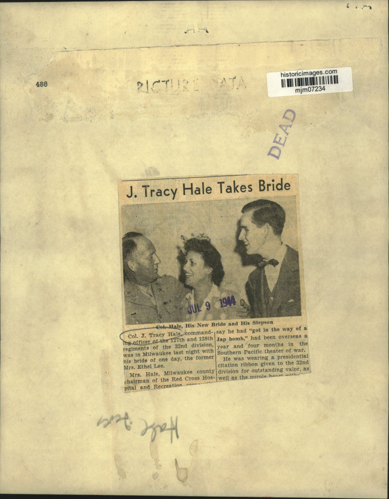 1944 Press Photo Colonel J. Tracy Hale, Wife Ethel Lee, and Son - mjm07234