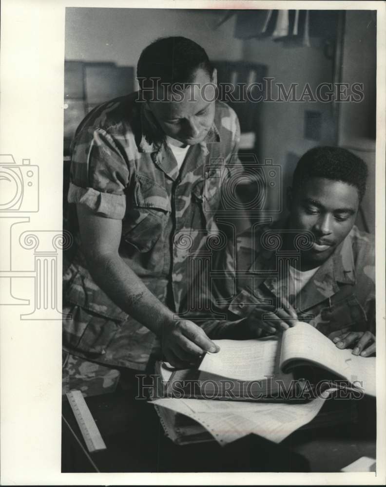 1977 Press Photo Kenneth Ivory, United States Marine, from Wisconsin - mjm07454