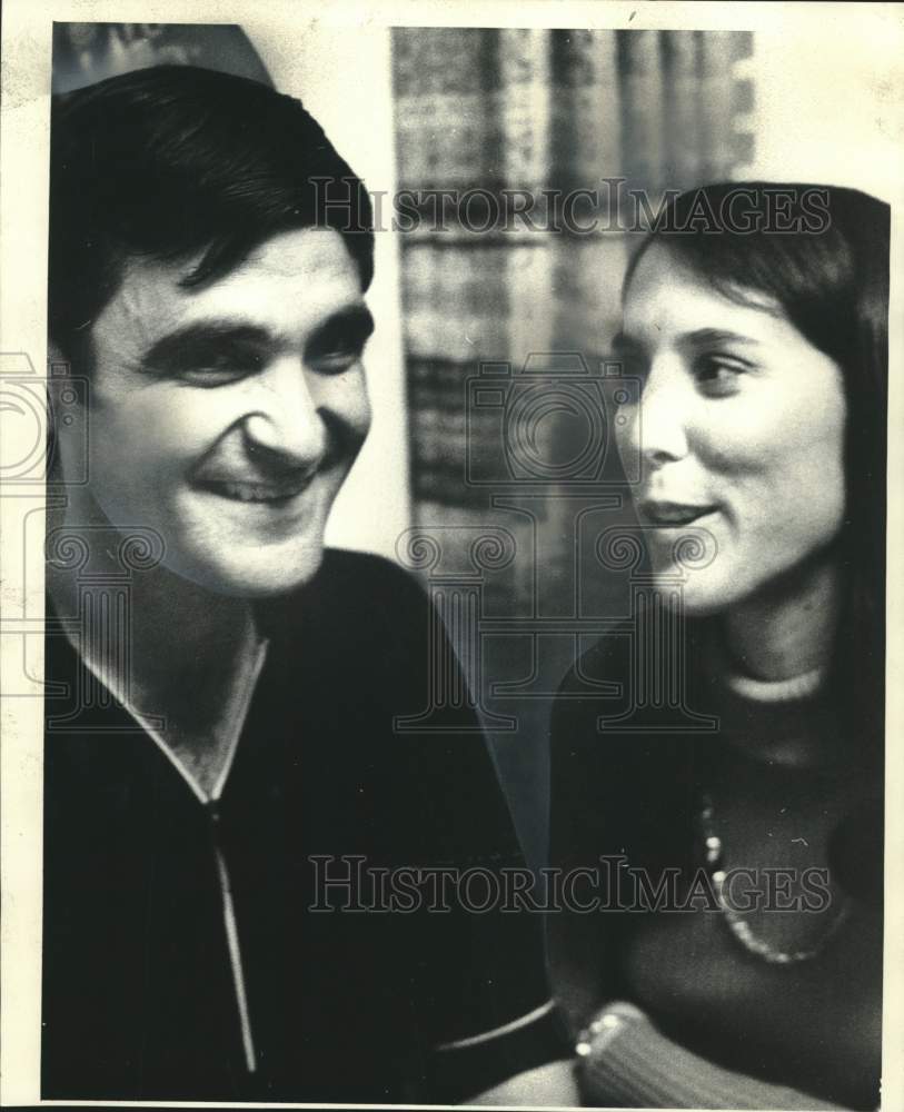 1974 Press Photo Donald S. Heiliger, Former Prisoner of War, and Wife