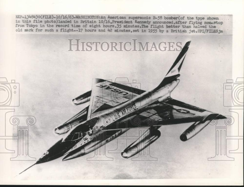 Load image into Gallery viewer, 1963 Press Photo U.S. Air Force B-58 Bomber Jet Plane - mjm07700
