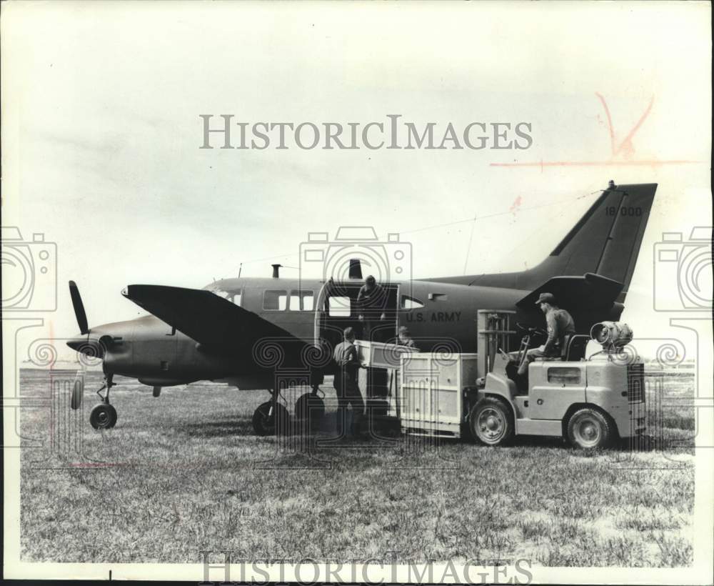 1967 Press Photo U. S. Army's twin engine turbine powered Beechcraft plane