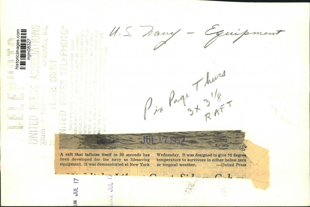 1952 Press Photo Personnel Demonstrate US Navy Self Inflating Raft, New York