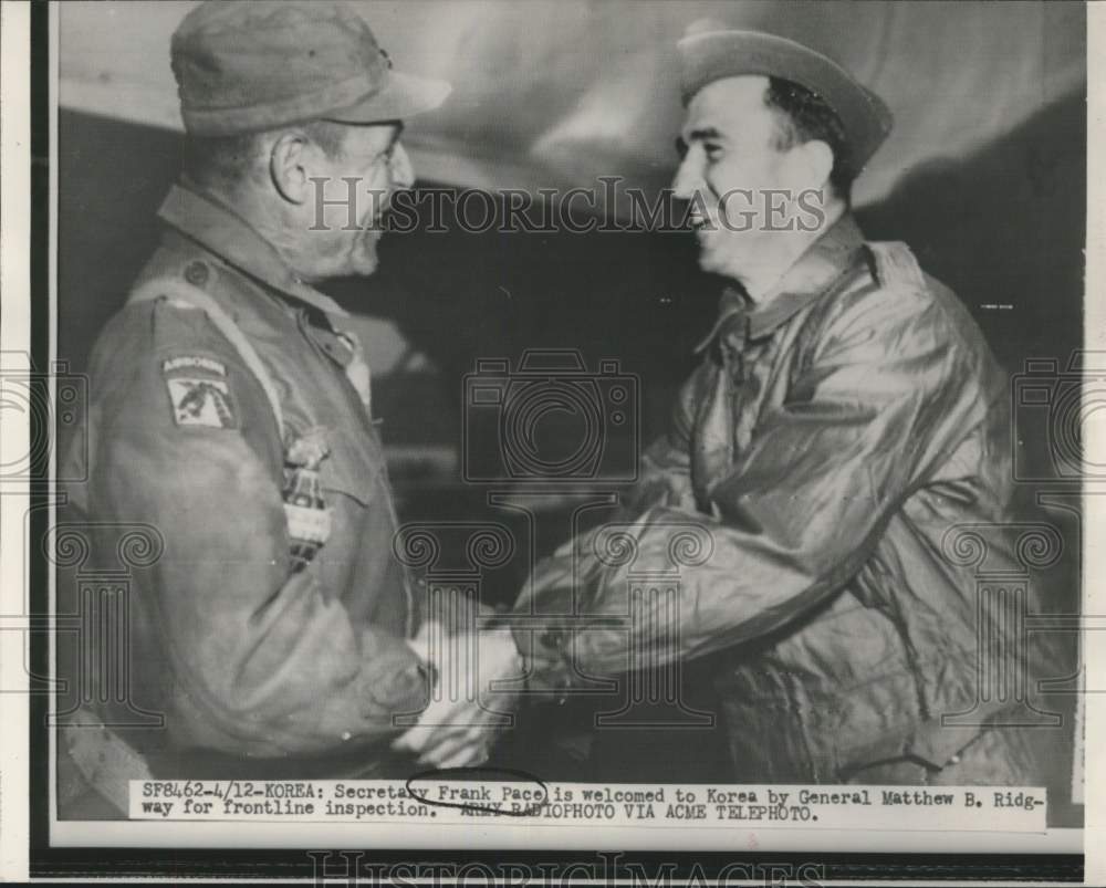 1951 Press Photo Matthew B. Ridgeway welcomes Frank Pace to Korea - mjm08425