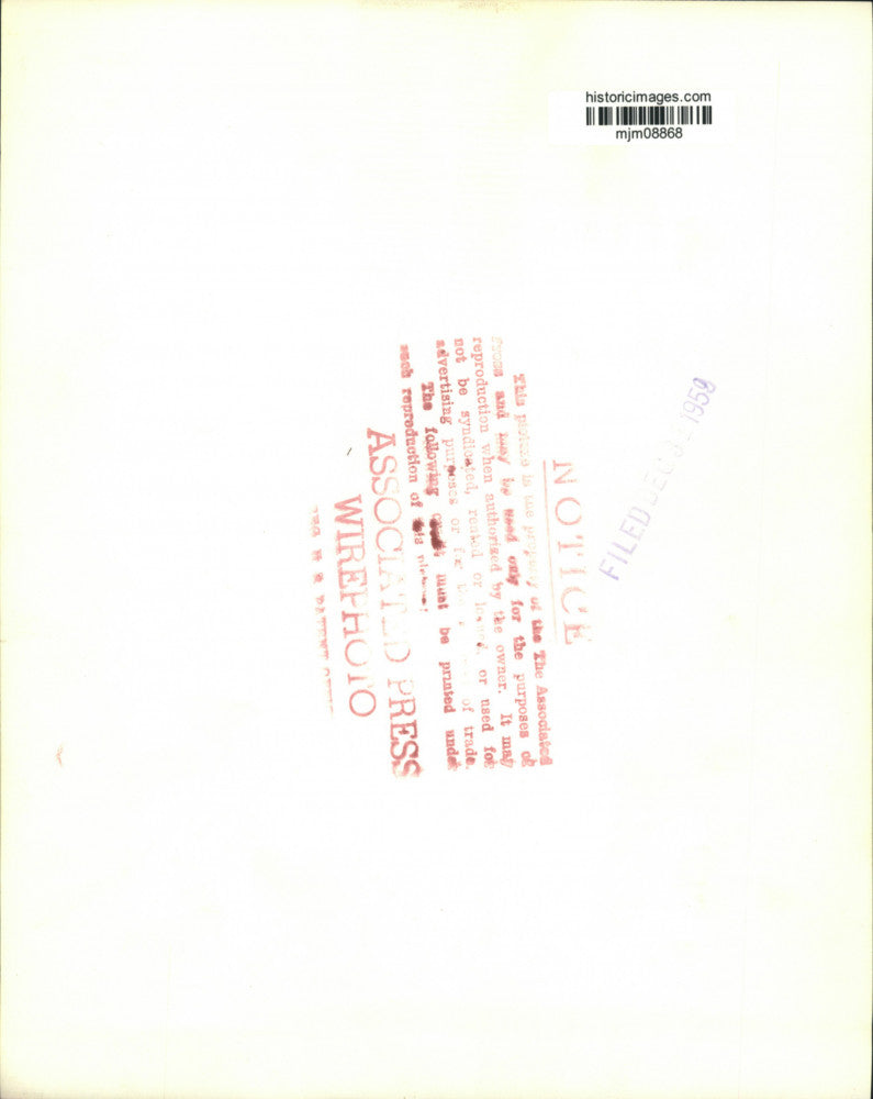 1959 Press Photo Commander James Osborn, Doctor George Kistiakowsky shake hands