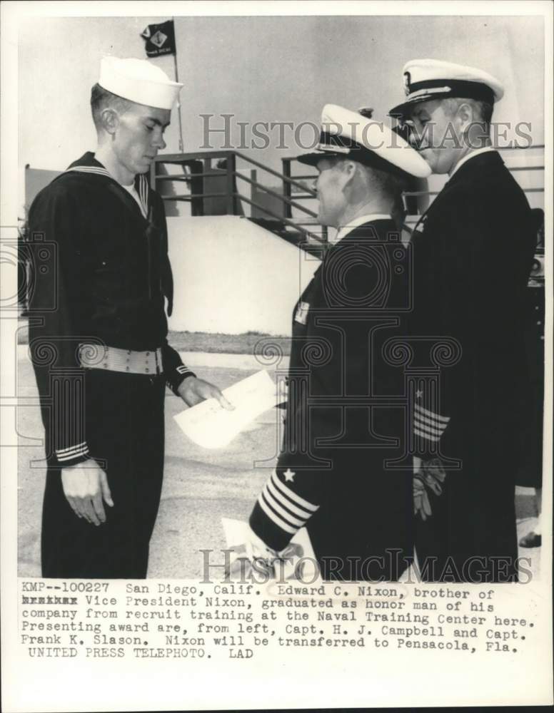 1955 Press Photo Edward C. Nixon graduates Naval Training Center, San Diego, CA