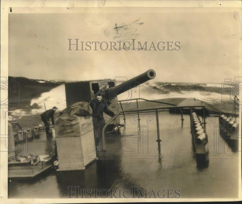 1941 Press Photo Canadian armed merchant cruiser on patrol in the Atlantic