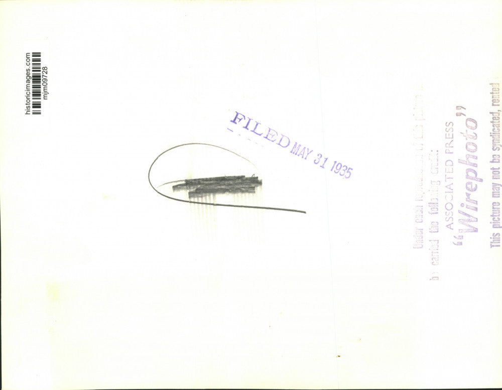 1935 Press Photo U.S.S. Hull Launched at Brooklyn Navy Yard - mjm09728