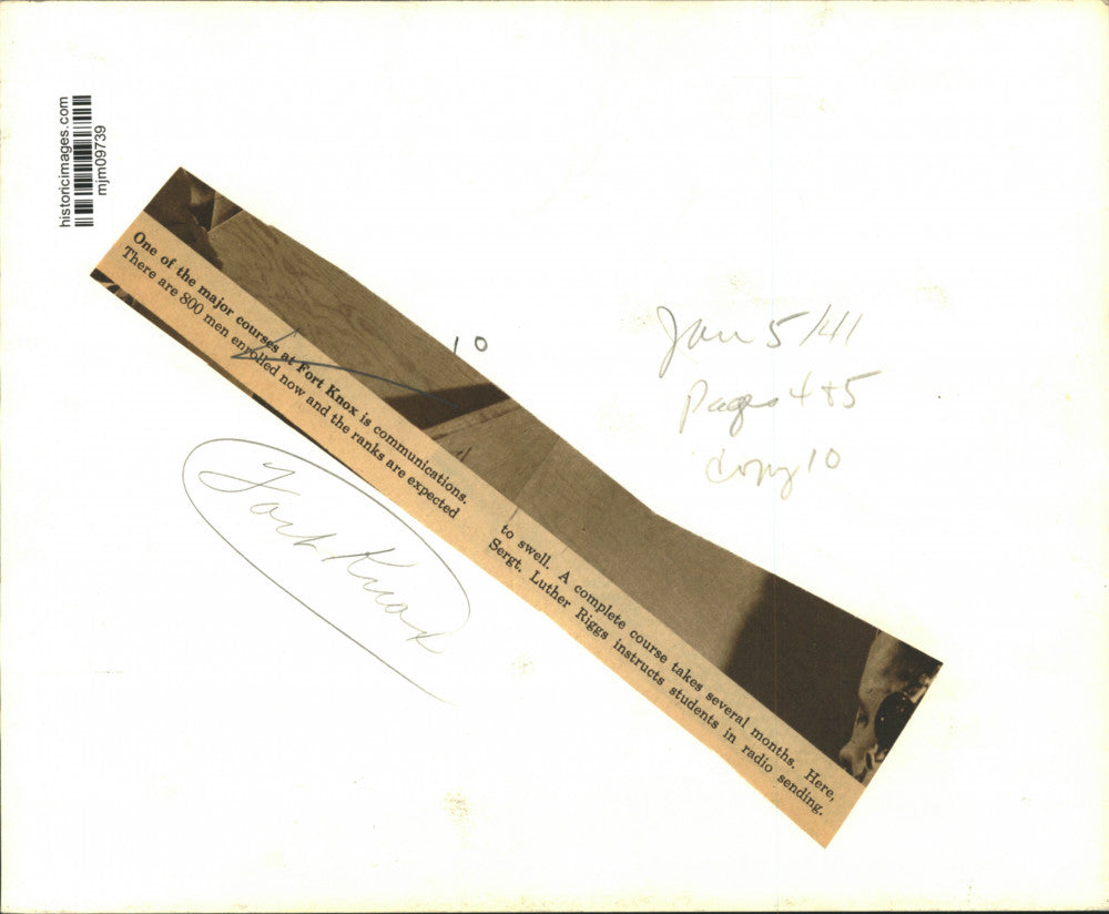 1941 Press Photo Students at Fort Knox in communications, radio sending class.