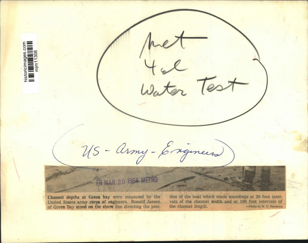 1964 Press Photo Ronald Jansen US Army Corps of Engineers measure depth of water