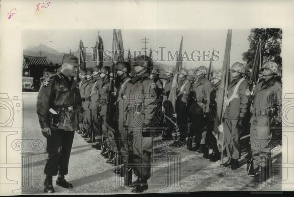 1952 Press Photo The 8th Army Color Company being inspected by General Van Fleet