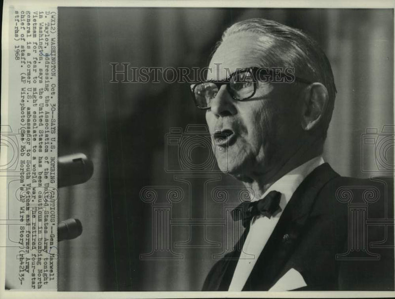 Load image into Gallery viewer, 1968 Press Photo General Maxell Taylor, Association of United States Army
