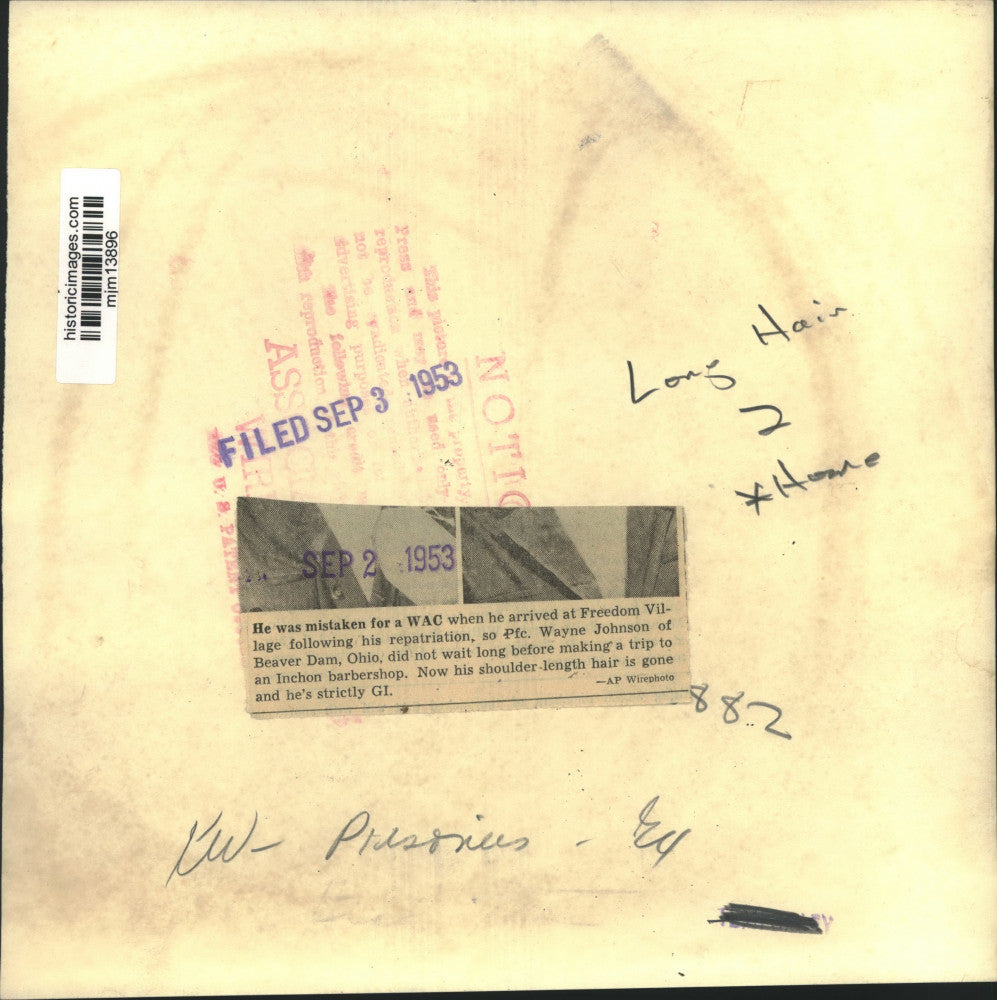 1953 Press Photo Wayne Johnson before & after haircut at Freedom Village, Korea