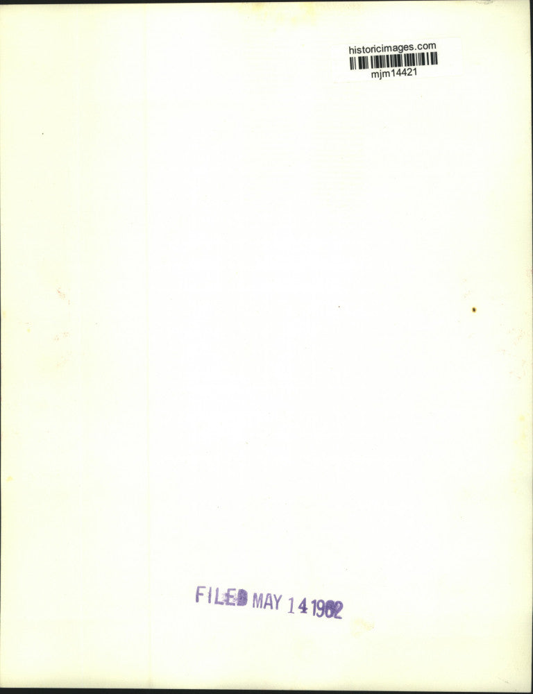 1962 Press Photo Sailor struggles in mud for "hell week," Naval Amphibious Base