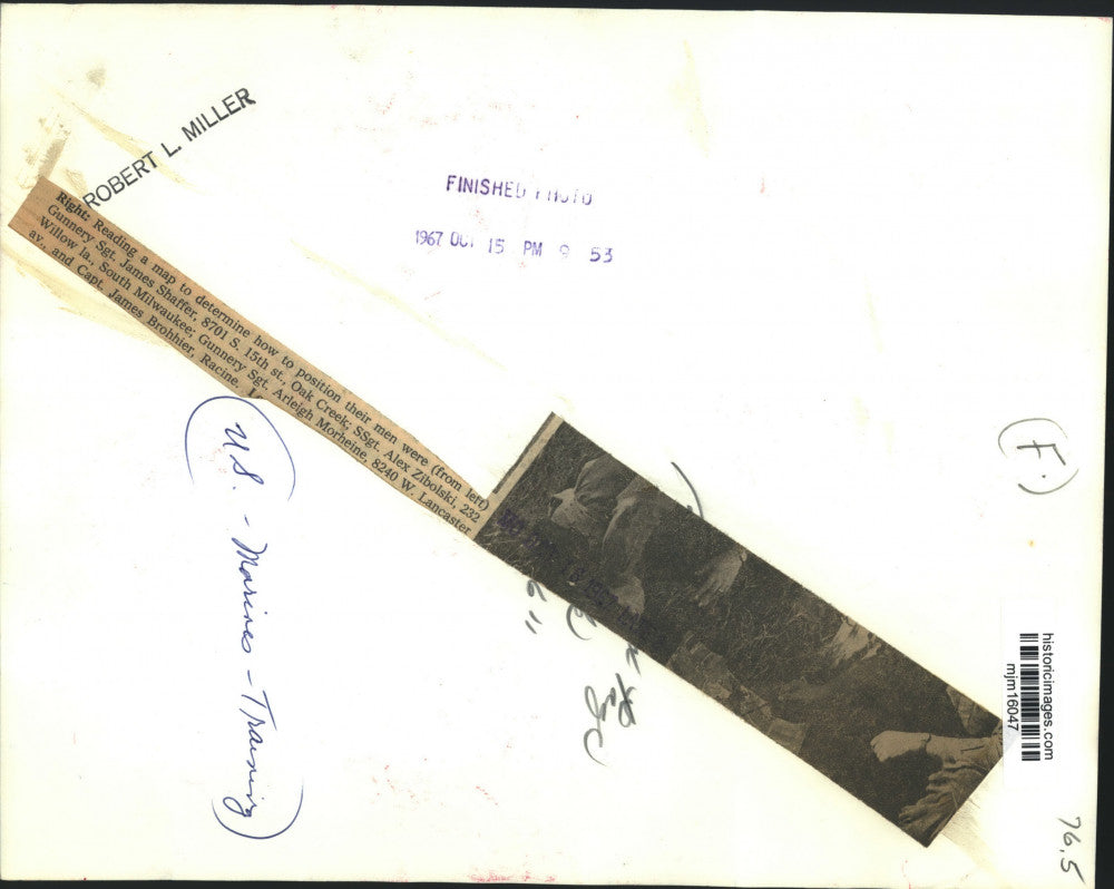 1967 Press Photo US Marine officers discuss strategy during training - mjm16047