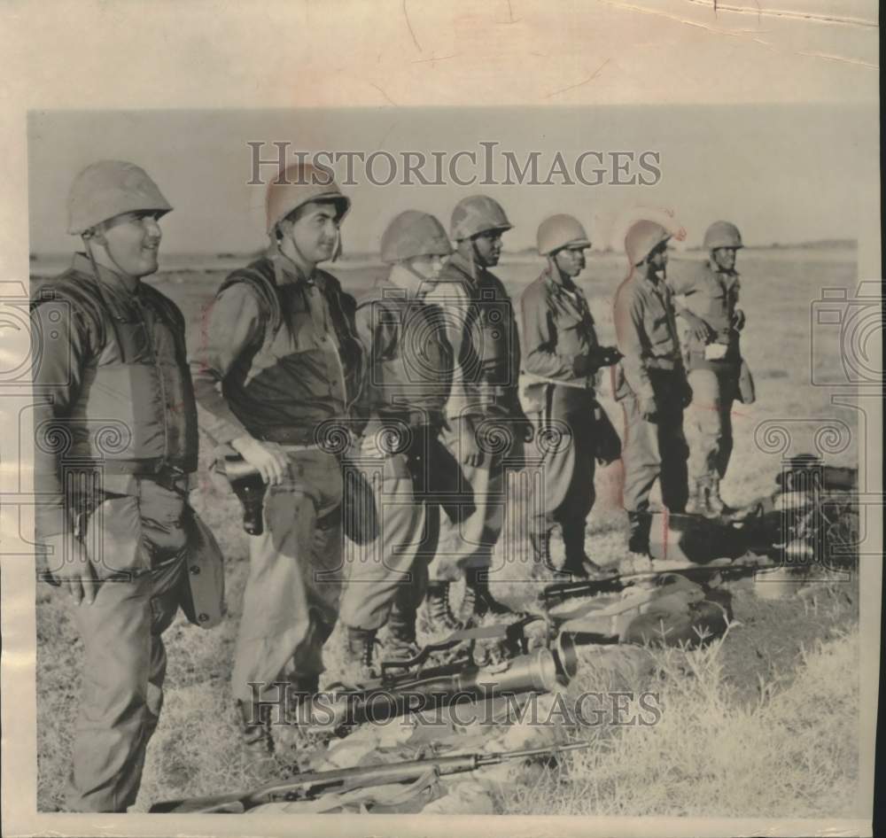 1962 Press Photo United States Marines arrive at Naval Station Guantanamo Bay