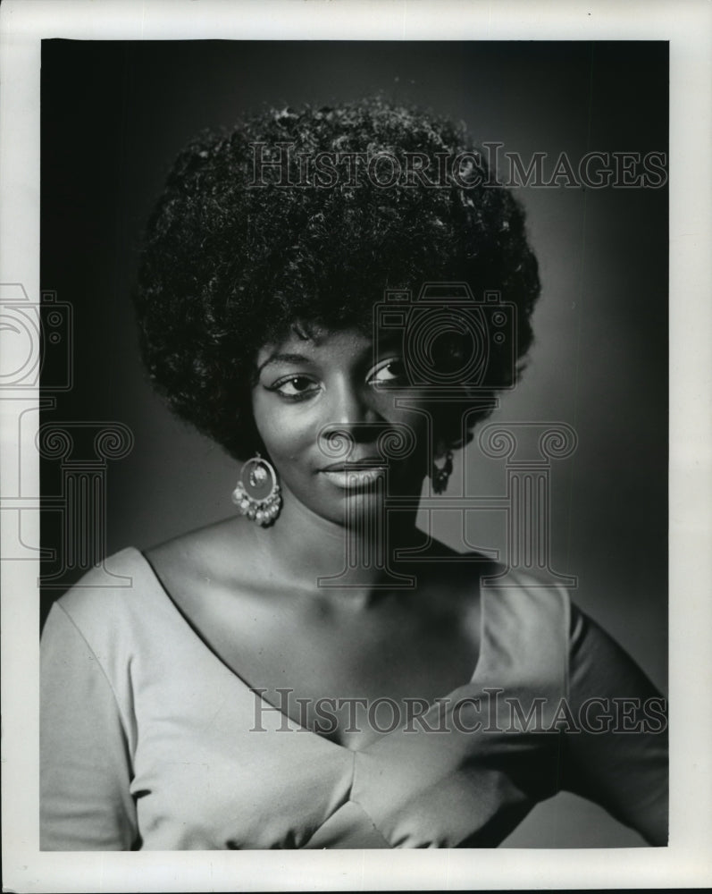 1972 Press Photo Sandra Allen, singer - mjp00037- Historic Images