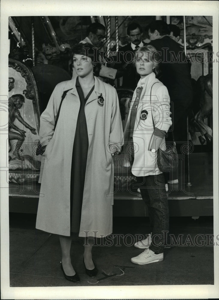 1986 Press Photo Tyne Daly and Sharon Gless in &quot;Cagney &amp; Lacey&quot; - mjp00178- Historic Images