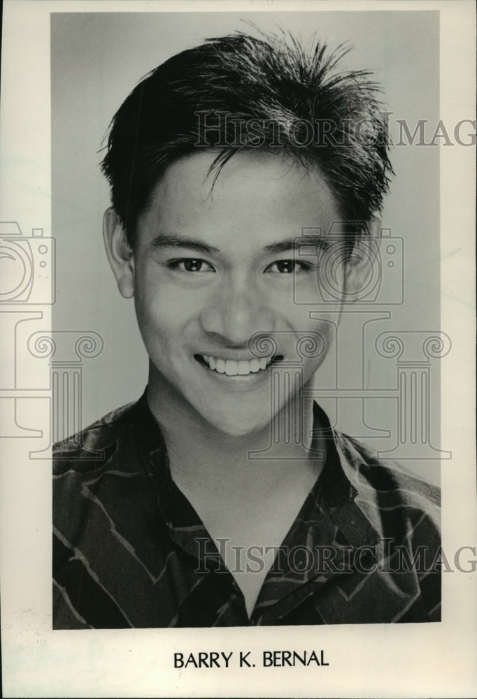 1987 Press Photo Barry K. Bernal, entertainer - mjp00374- Historic Images