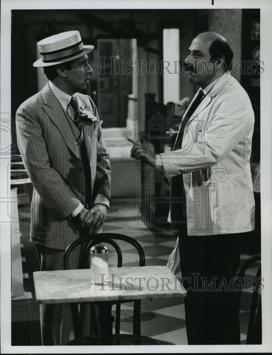 1976 Press Photo Herschel Bernardi as Charlie Newman in Newman's Drugstore- Historic Images