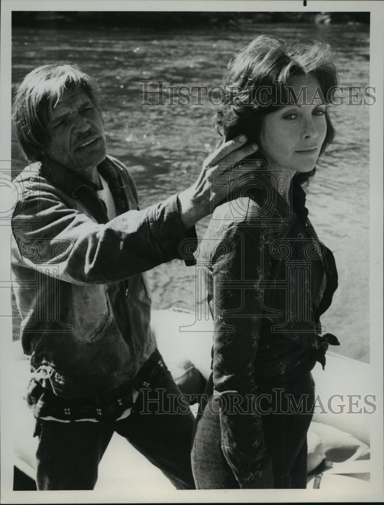 1974 Press Photo Neville Brand and Anjanette Comer in &quot;Death Stalk&quot; - mjp00429- Historic Images