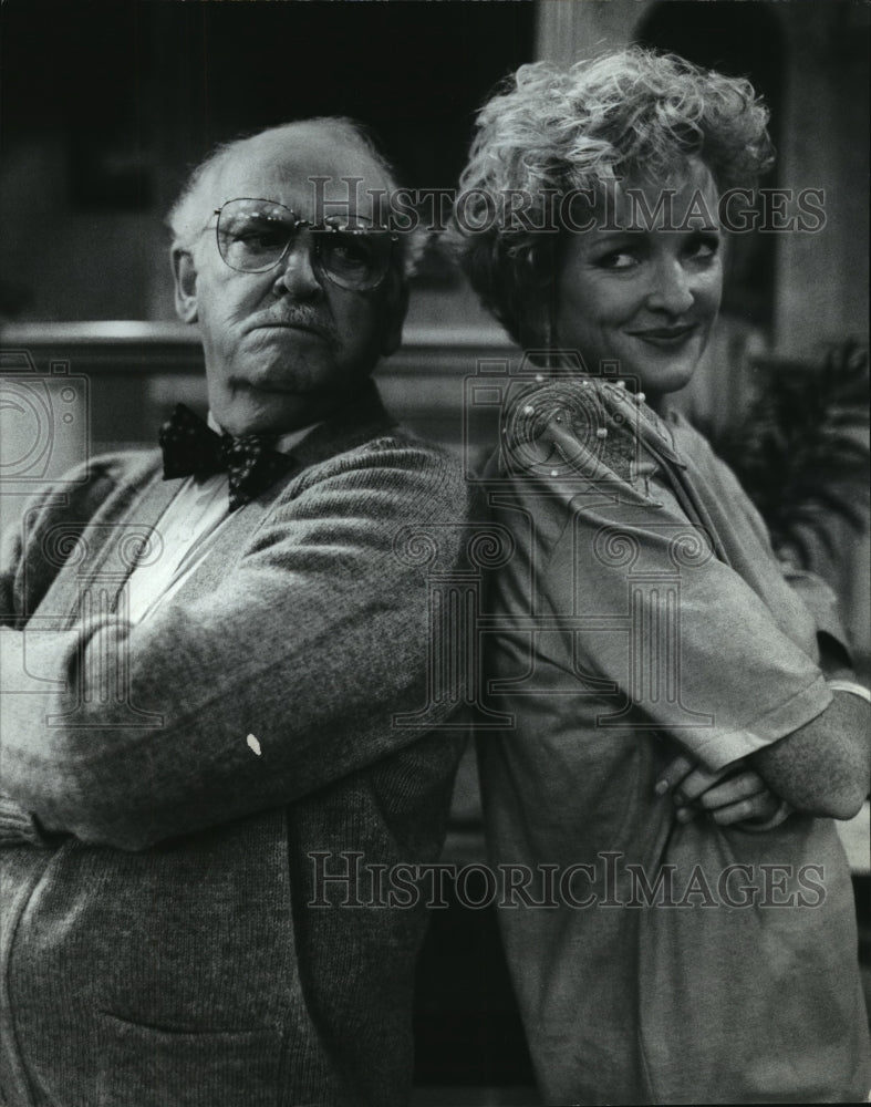 1987 Press Photo Barnard Hughes and Christine Ebersole in &quot;The Cavanaughs&quot;- Historic Images