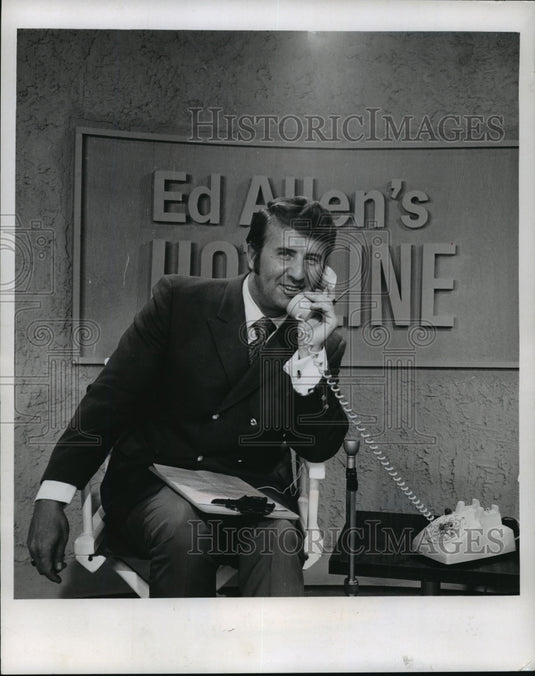1969 Press Photo Ed Allen during Ed Allen's Hotline - mjp01269- Historic Images