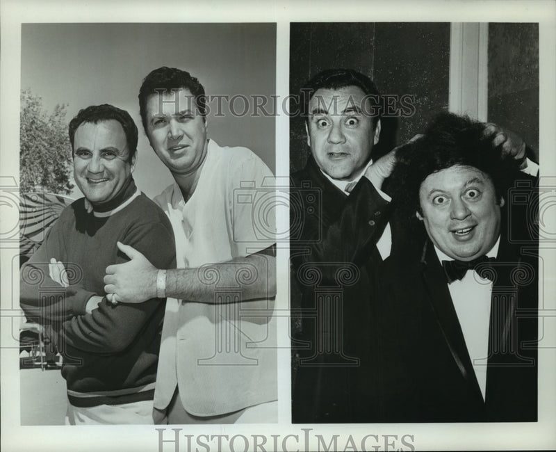 Load image into Gallery viewer, 1967 Press Photo Allen &amp; Rossi, comic duo - mjp01418
